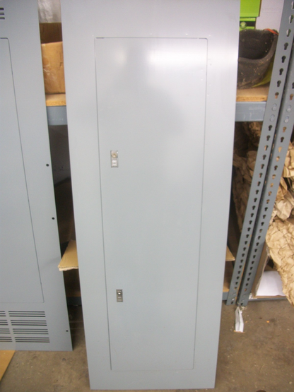 SQUARE D NQ NF PANELBOARD SURFACE FRONT NC56S NOB