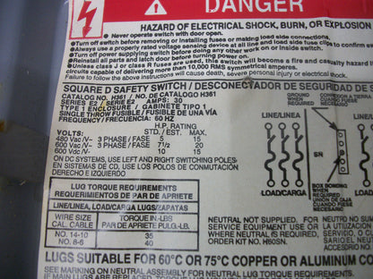 SQUARE D DISCONNECT TYPE 1 H361 30AMP 600VOLT 3POLE FUSIBLE OLD