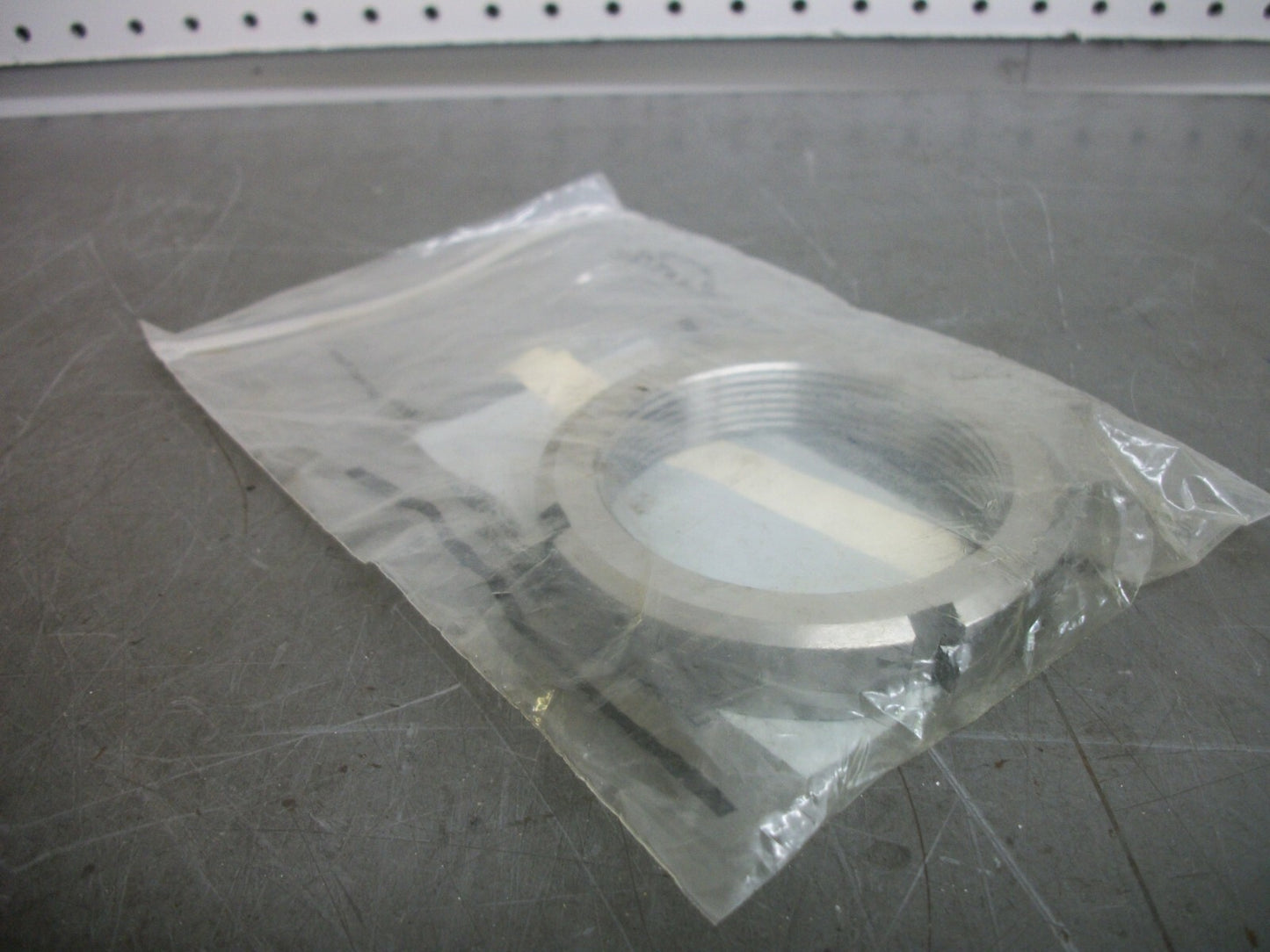 LINDE M65X28 NUT L0009050224 NEW