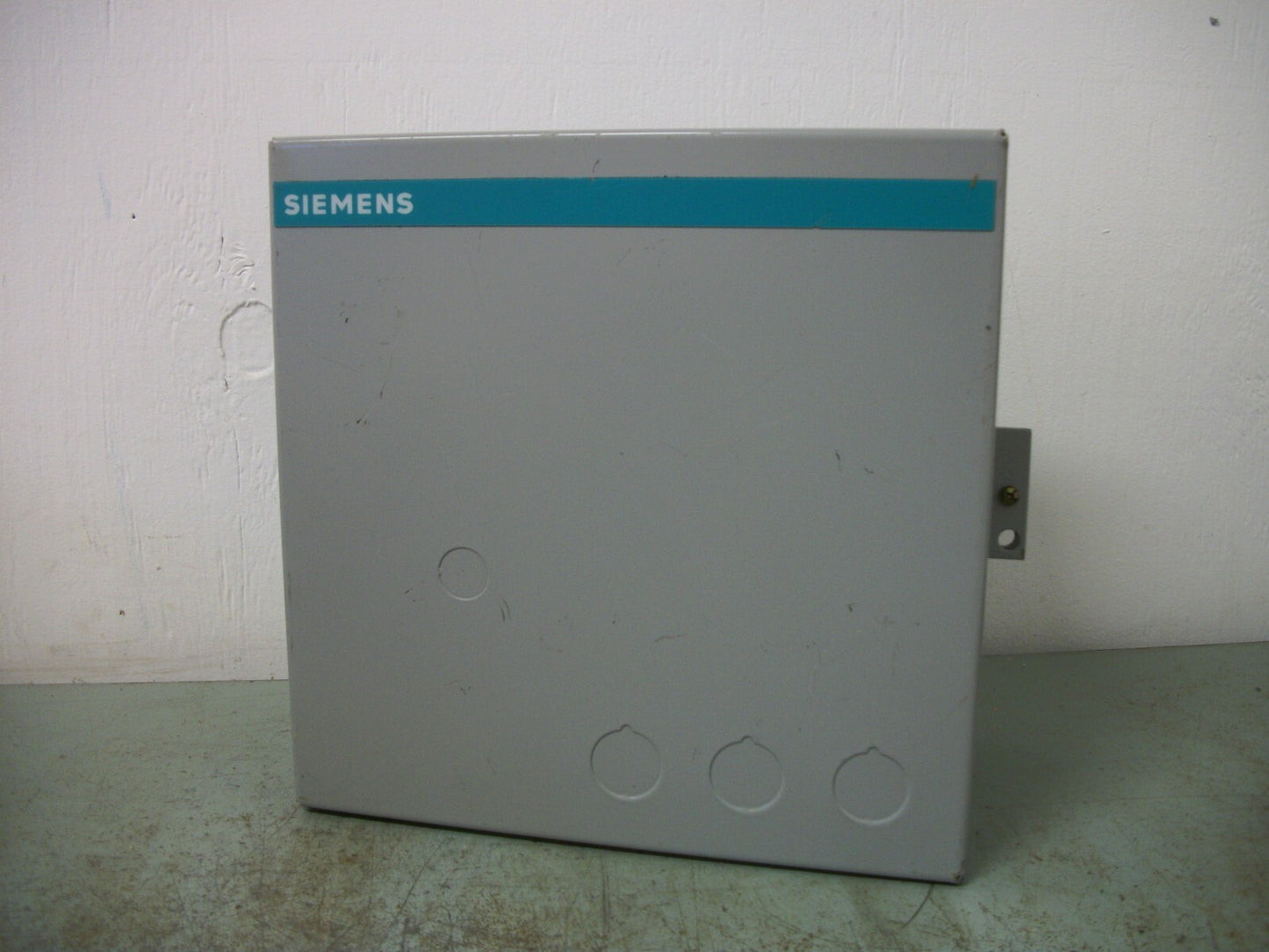 SIEMENS ENCL 3TB42 20AMP LIGHTING CONTACTOR CLH1B4212A806 120VCOIL NOB