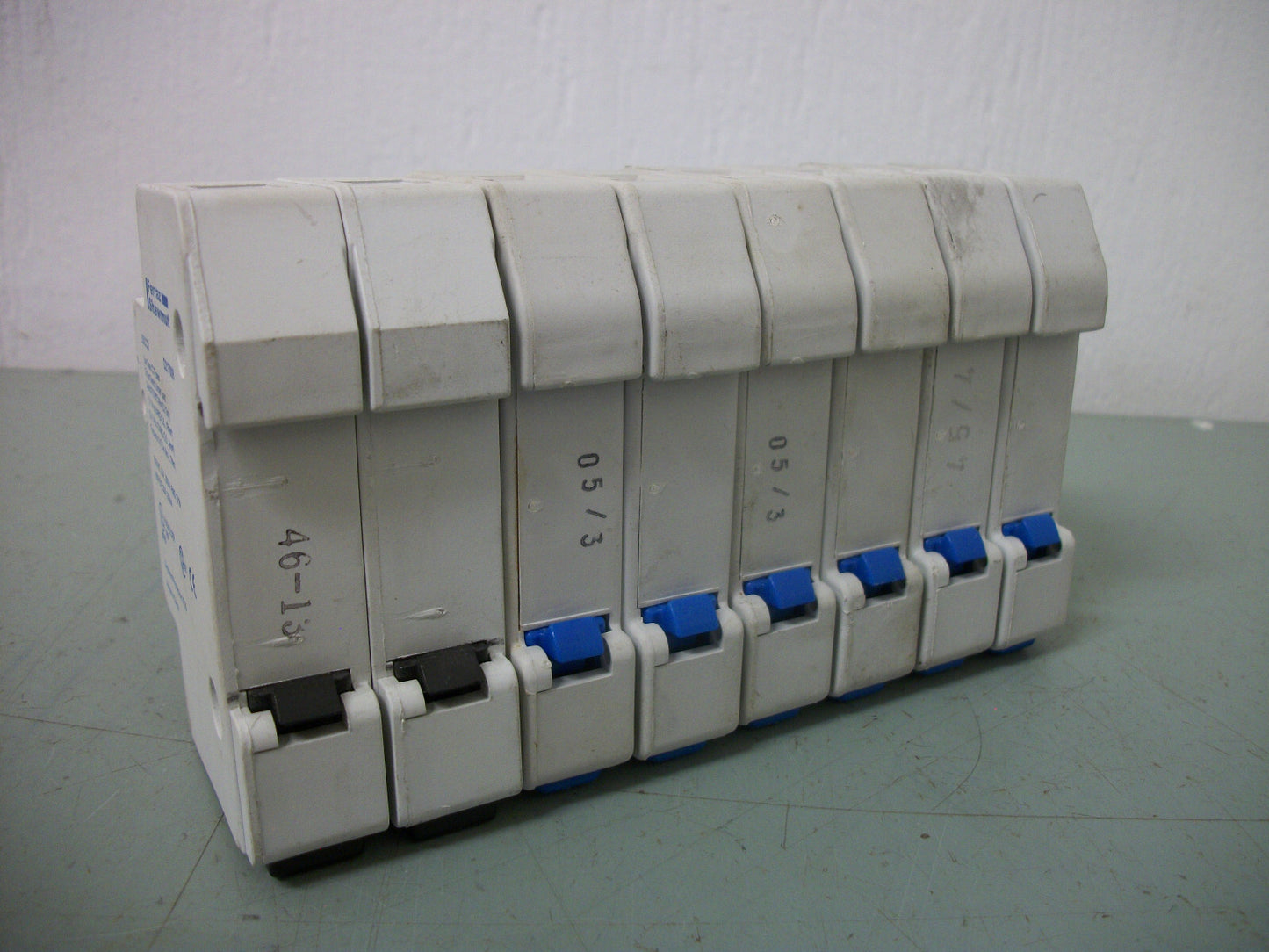 FERRAZ-SHAWMUT LOT OF 4 ULTRASAFE CLASS CC FUSEHOLDERS USCC2 USCC2I 30A 600V 2P