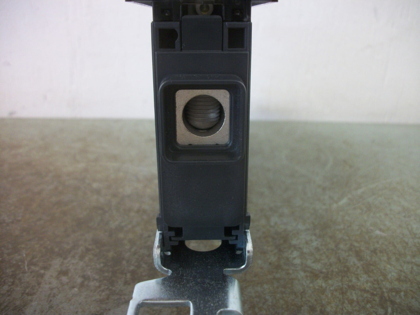 SQUARE D POWERPACT I-LINE BGA CIRCUIT BREAKER BGA160203 20AMP 277VOLT 1POLE NOB