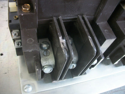 CUTLER-HAMMER SIZE 3 REV CONTACTOR C10EN3 90AMP 480VCOIL 3PH 600V 50HP