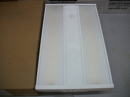 ION WHITE LINEAR HIGH BAY SENSOR READY LIGHT HBSLR-181512L-4K5K-UNC NIB