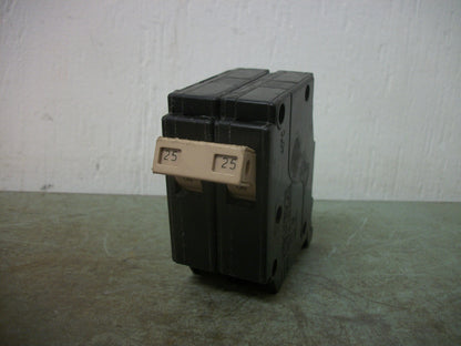 CUTLER-HAMMER CH CIRCUIT BREAKER CH225 25AMP 240VOLT 2POLE