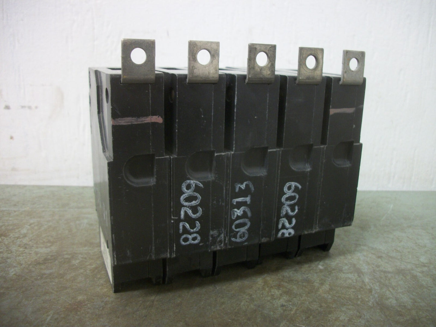 WESTINGHOUSE LOT OF 5 GHB CIRCUIT BREAKERS GHB1020 20AMP 277VOLT 1POLE