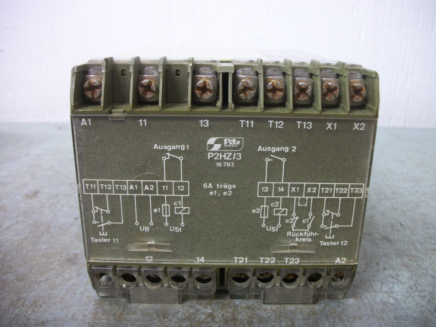PILZ P2HZ/3 SAFETY RELAY P2HZ/3 24V- /1A/1R
