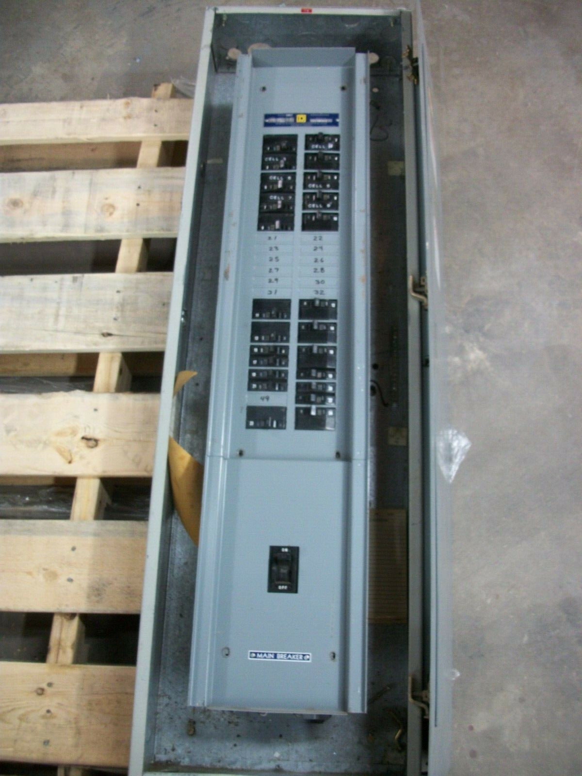 SQUARE D NQO LOAD CENTER PANELBOARD NQO446042 100AMP 120/240VOLT 1PH 3W 100A MAI