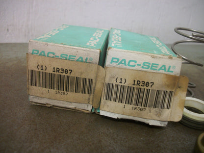 FLOWSERVE PAC-SEAL LOT OF 2 SHAFT SEALS 1R307 NIB