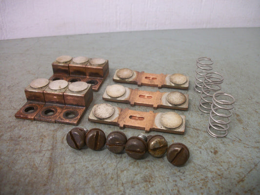 CUTLER-HAMMER SIZE 4 3POLE CONTACT KIT 6-44-2 NEW