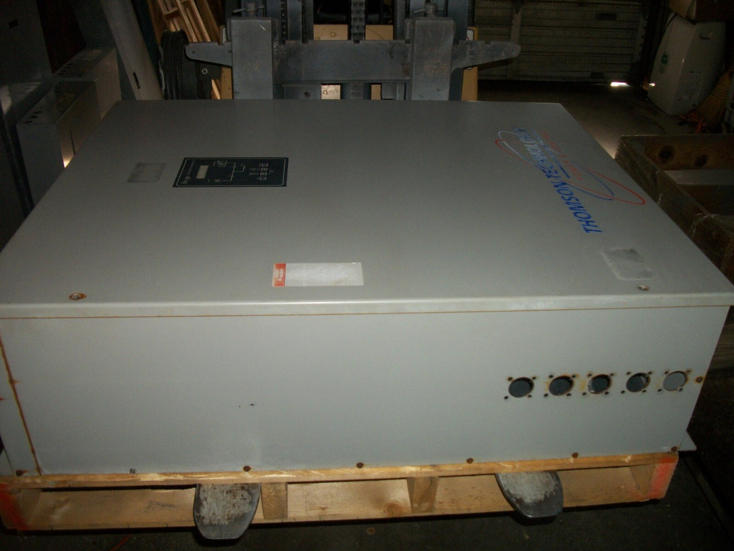 THOMSON AUTOMATIC TRANSFER SWITCH TS873A0400A1AE3AKKAA 400AMP 600VOLT 3PH