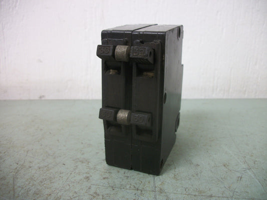 SQUARE D QOT CIRCUIT BREAKER QOT23030 30AMP 240VOLT 4POLE CHIPPED