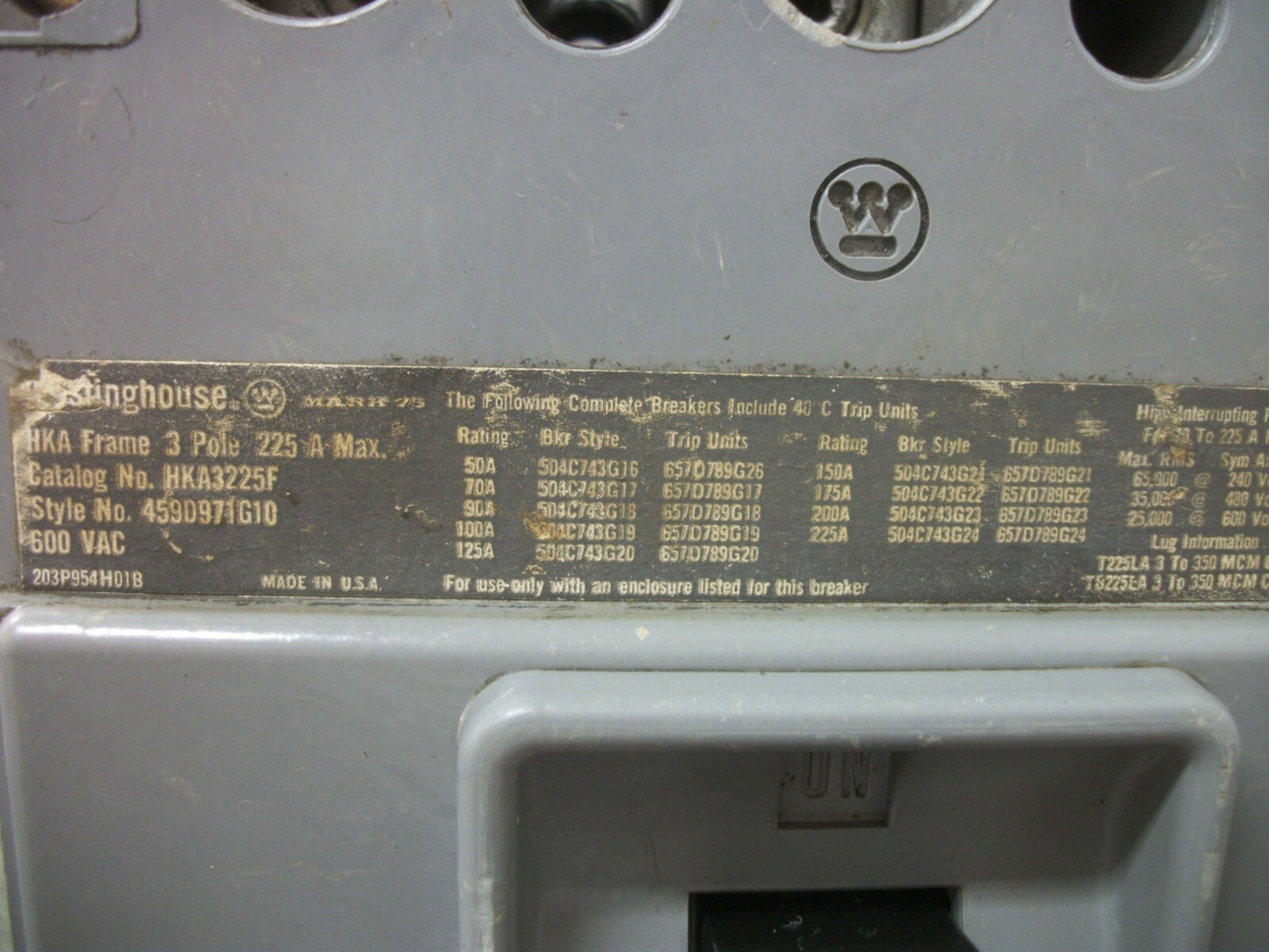 WESTINGHOUSE HKA CIRCUIT BREAKER HKA3225F 225AMP 600VOLT 3POLE W/100A TRIP