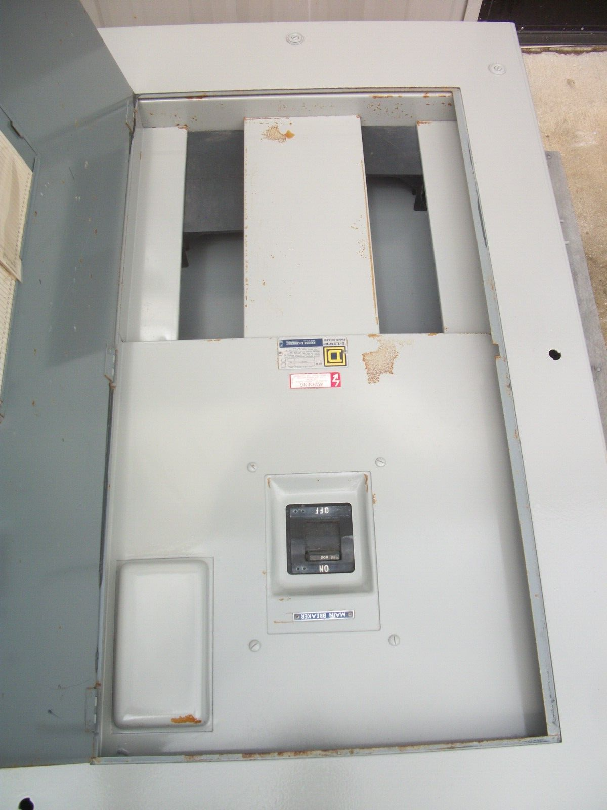 SQUARE D HCM I-LINE PANELBOARD HCM36318-3C2 500AMP 120/208VOLT 500AMP MAIN