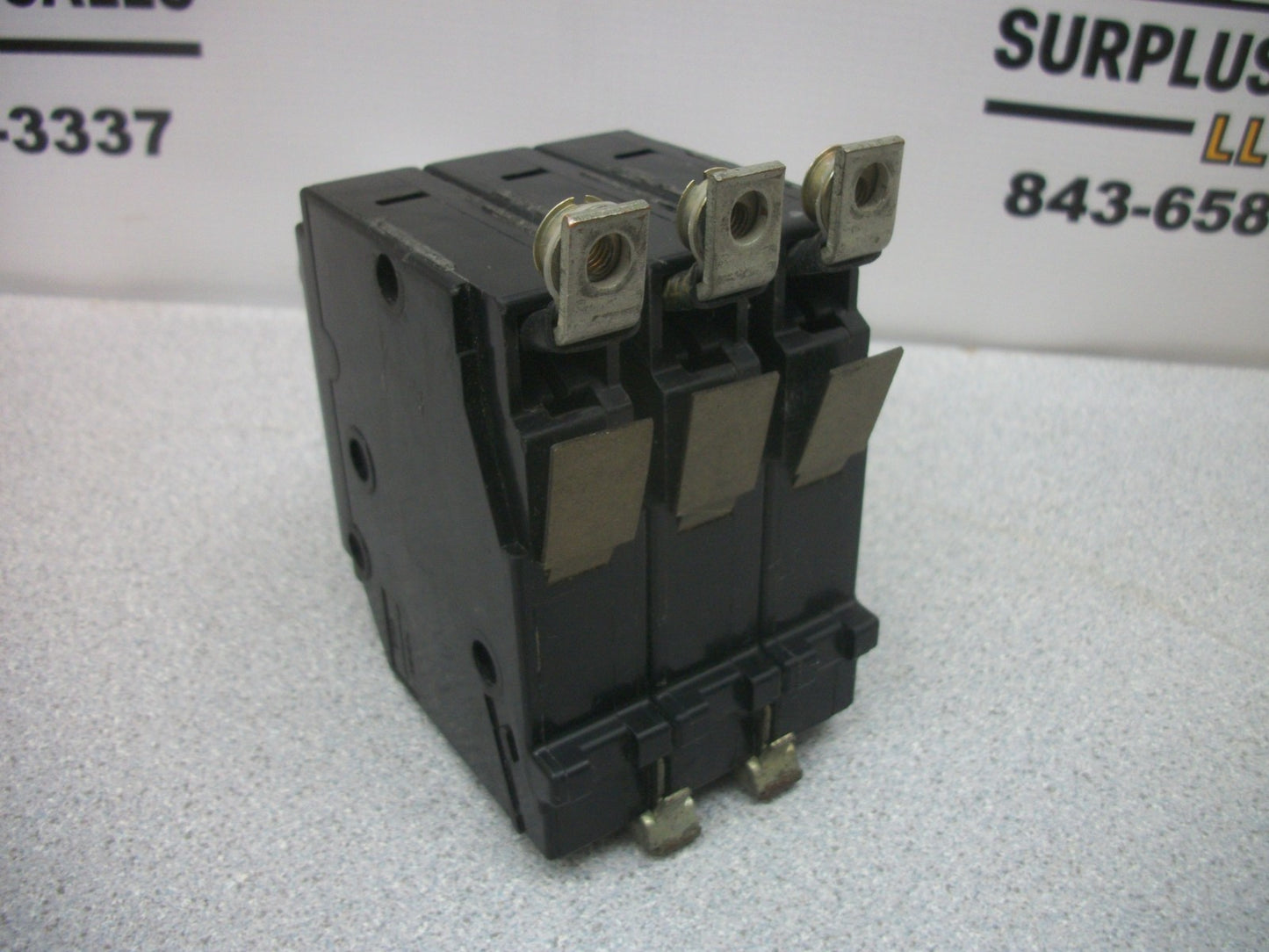 CUTLER-HAMMER CHB CIRCUIT BREAKER CHB320 20AMP 240VOLT 3POLE
