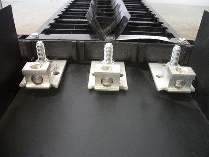 GE TEY 3PH LOAD CENTER PANELBOARD INTERIOR ONLY 10086781P1 426002039339 NEW