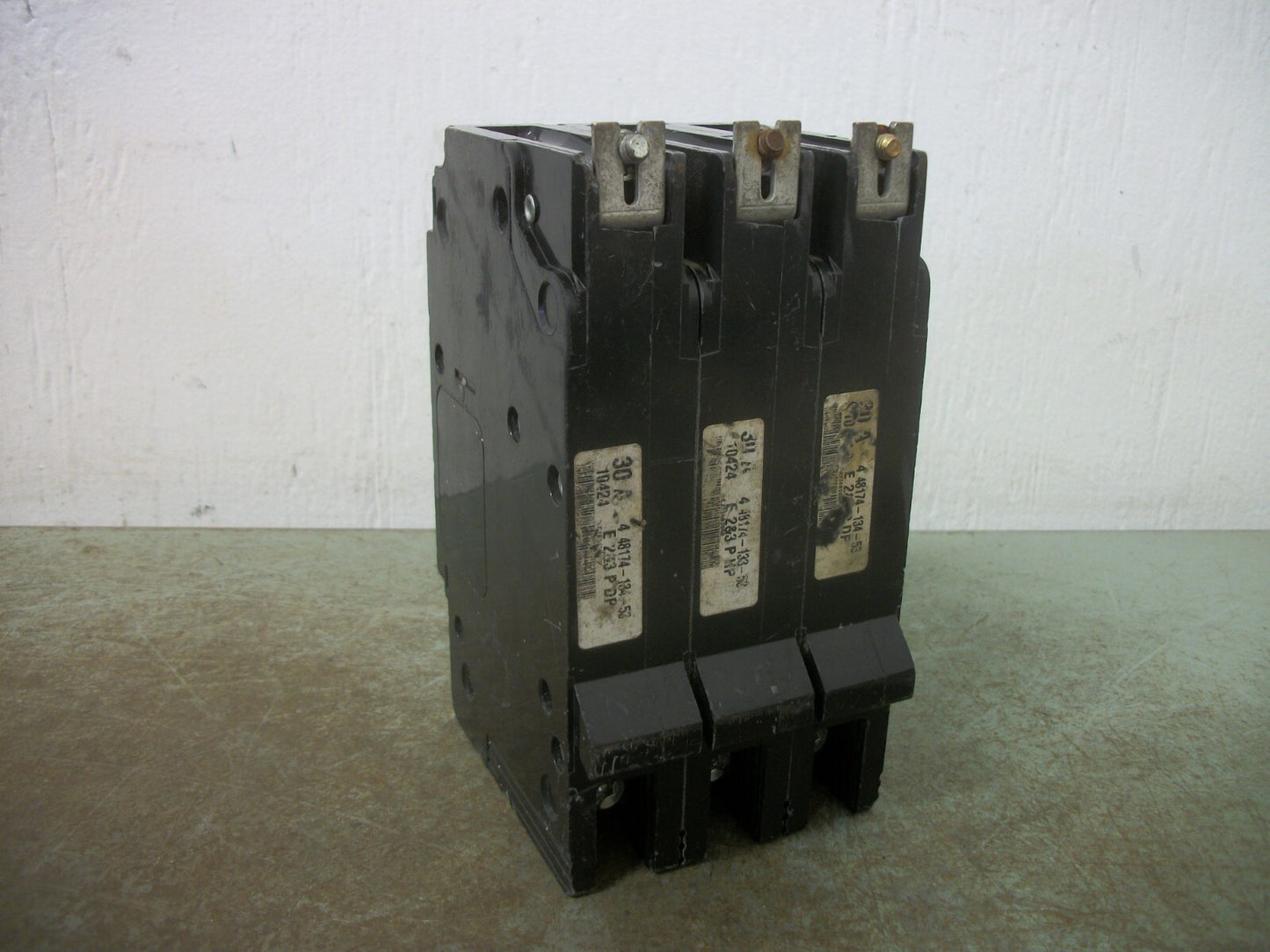 SQUARE D EJB CIRCUIT BREAKER EJB34030 30AMP 480VOLT 3POLE