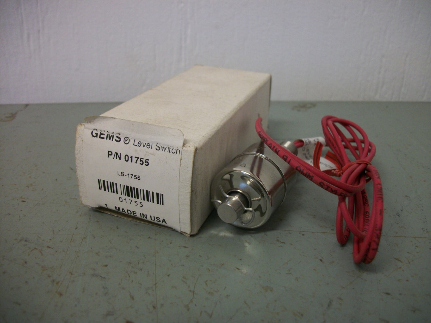 GEMS LEVEL SWITCH 01755 NIB