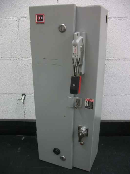 CUTLER-HAMMER STARTER COMBO SIZE 2 AN16GN0 120VCOIL 50AMP BREAKER