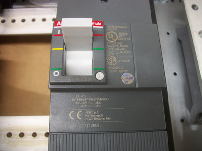 GE RELIAGEAR PANELBOARD INTERIOR AQF1302AB 225A 120/240V 1PH 200A MAIN NIB