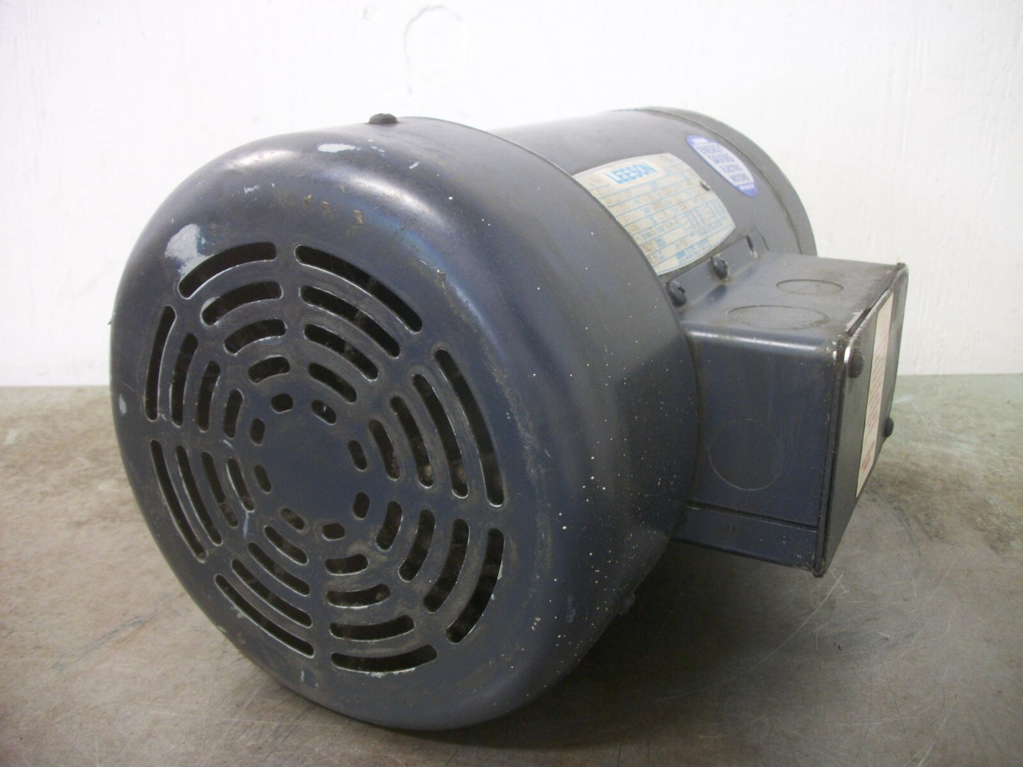 LEESON 2HP G56C TEFC AC MOTOR 110451.00 460VOLT 3PH 1725RPM