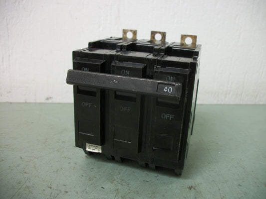 GE THQB CIRCUIT BREAKER THQB32040 40AMP 240VOLT 3POLE OLD NOB