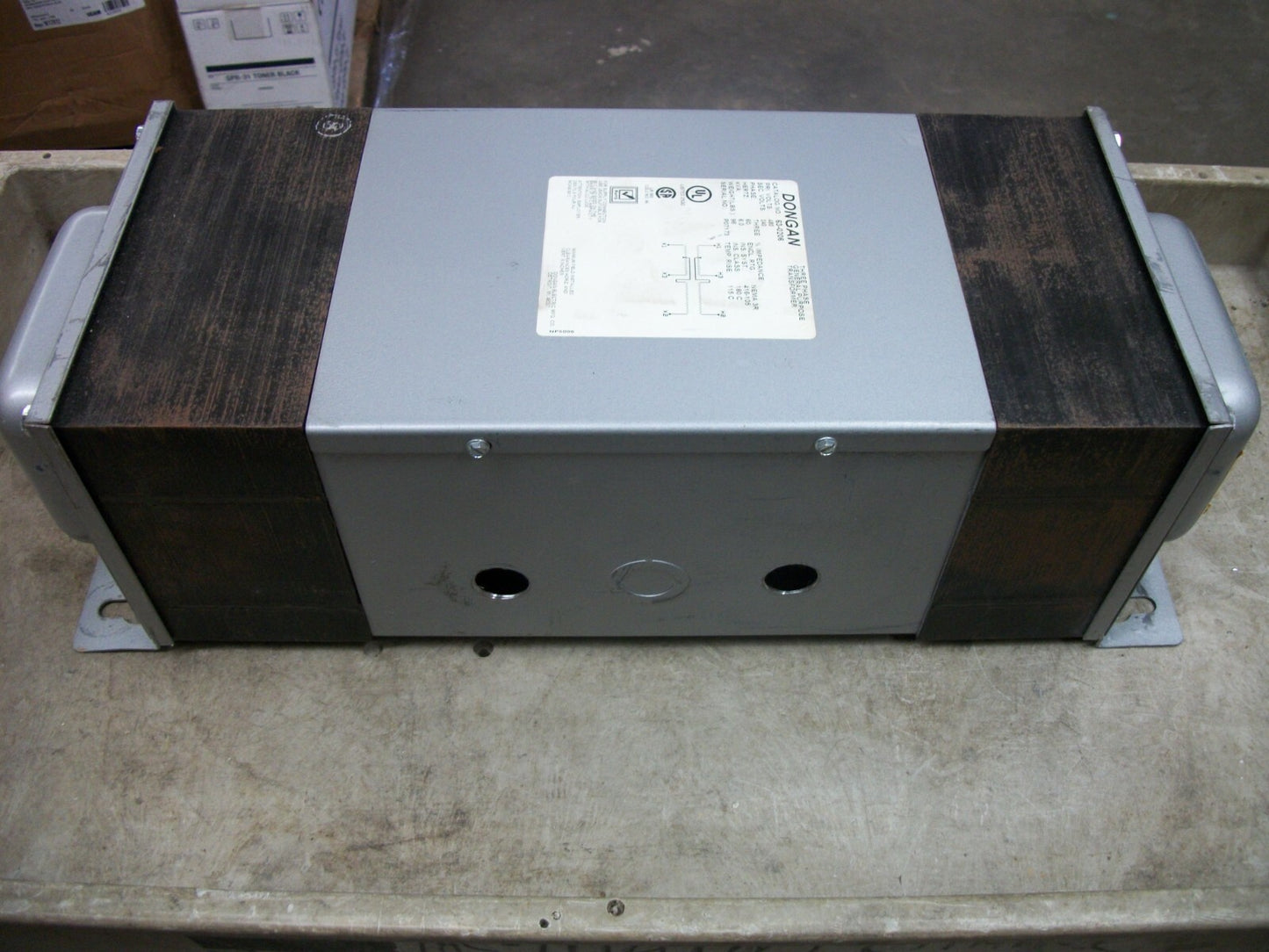 DONGAN 6KVA 3PH TRANSFORMER 63-0206 HV 480 LV 240