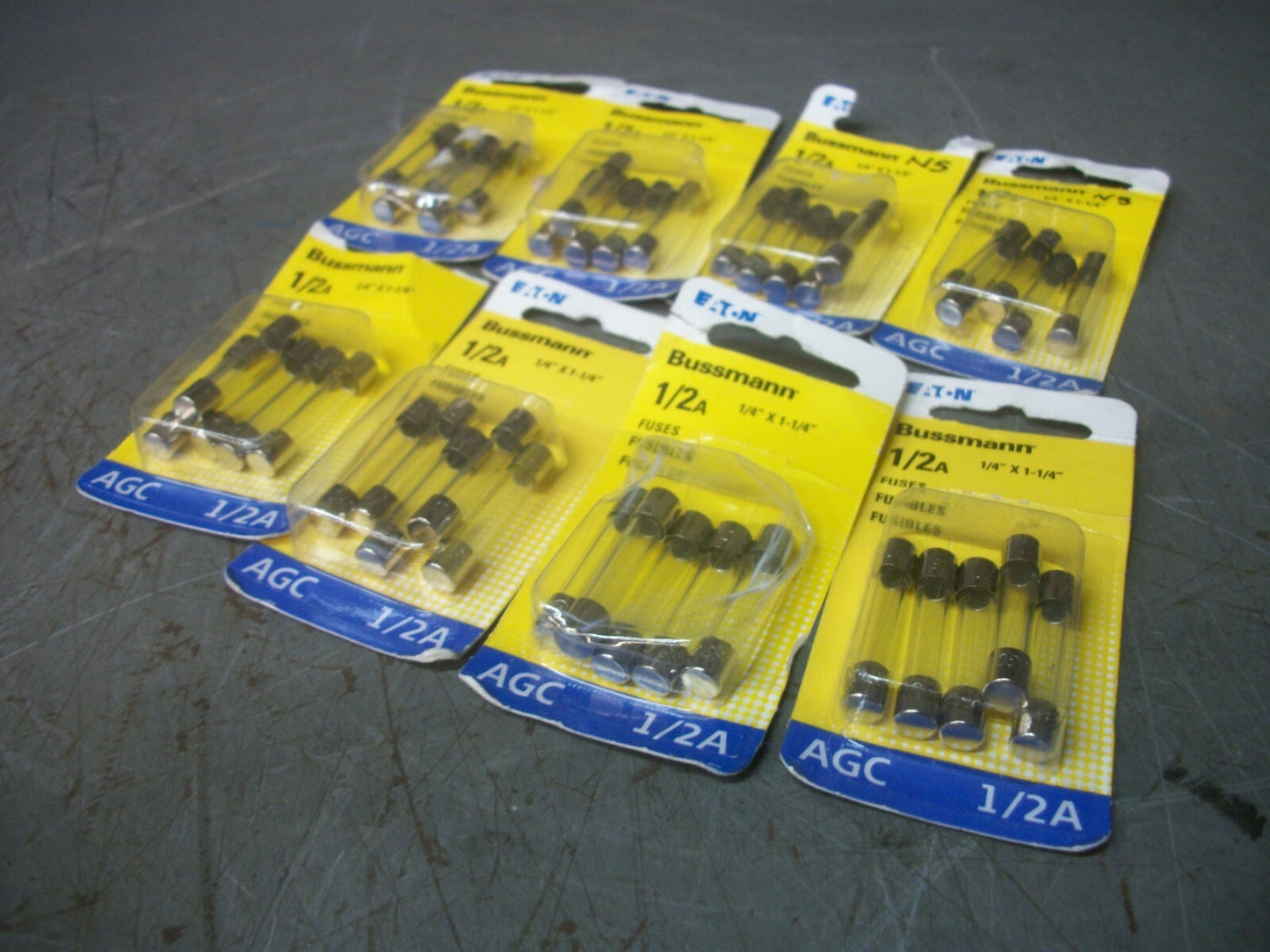 BUSSMANN LOT OF 8 x40 GLASS TUBE FUSES AGC1/2 1/2AMP 250VOLT NEW