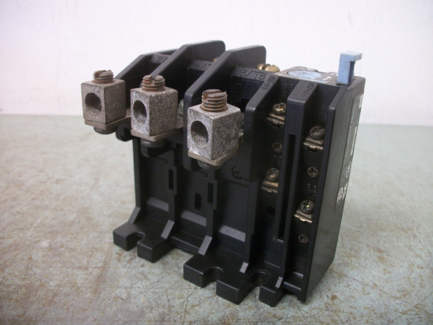 TOSHIBA THERMAL OVERLOAD RELAY T65A-E 35-50AMP