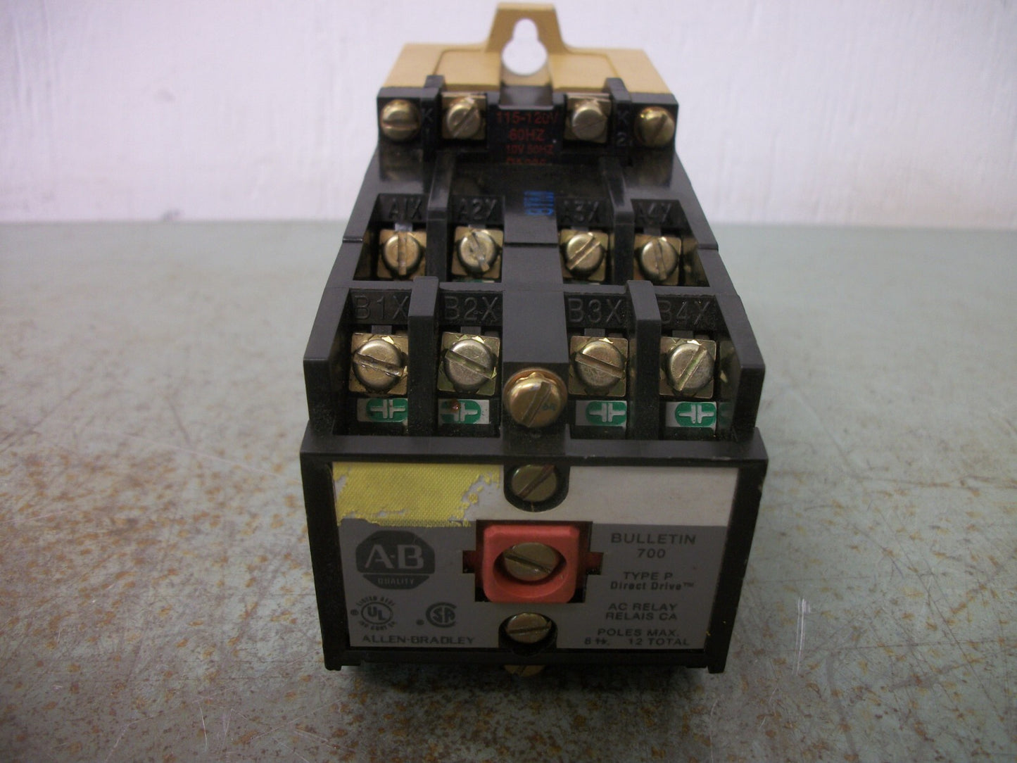 ALLEN-BRADLEY 8N.O. AC CONTROL RELAY 700-P800A1 120VCOIL