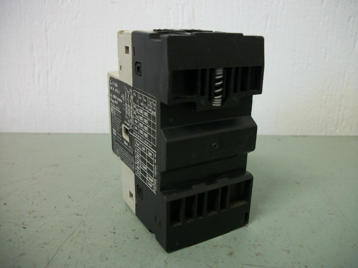 TELEMECANIQUE MOTOR CIRCUIT BREAKER GV2M06 1-1.6AMP