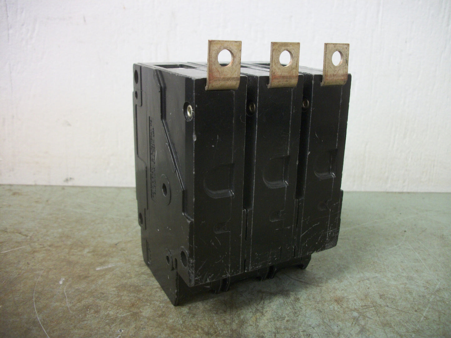 SIEMENS BQD CIRCUIT BREAKER BQD340 40AMP 480VOLT 3POLE