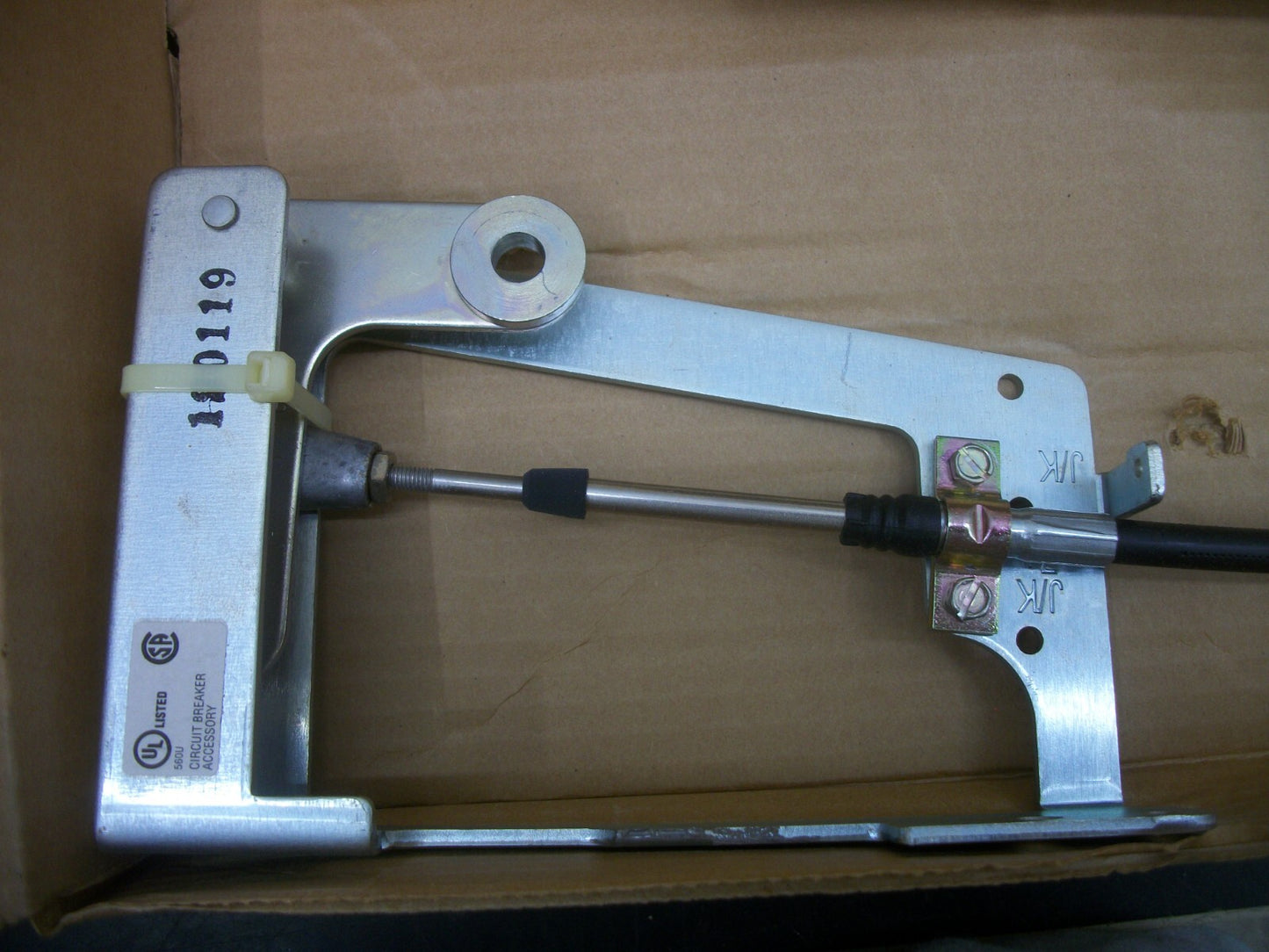 ALLEN-BRADLEY CIRCUIT BREAKER FLEX CABLE OPERATOR 140U-H-FMX03 NIB