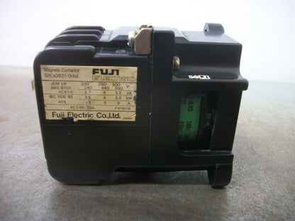 FUJI CONTACTOR SRCA3631-0(4a) 20AMP 100-110VCOIL