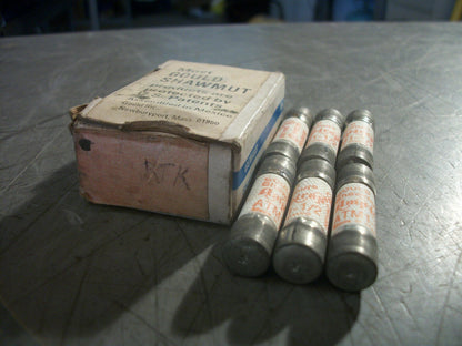 GOULD SHAWMUT BOX OF 6 AMP-TRAP FUSES ATM1-1/2 1-1/2AMP 600VOLT NIB
