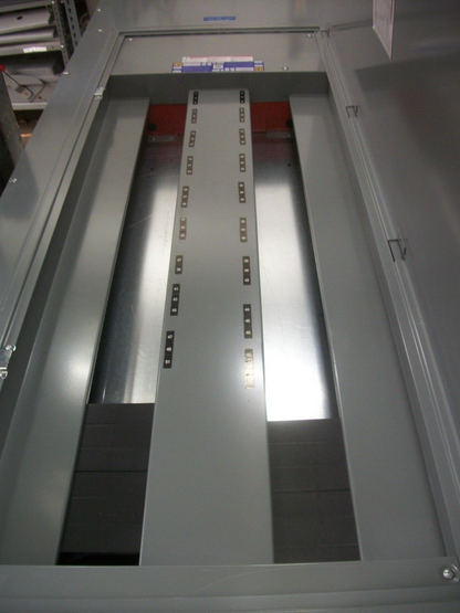 SQUARE D HCM I-LINE LOAD CENTER PANELBOARD 44418413050080001 400AMP 480V 3PH