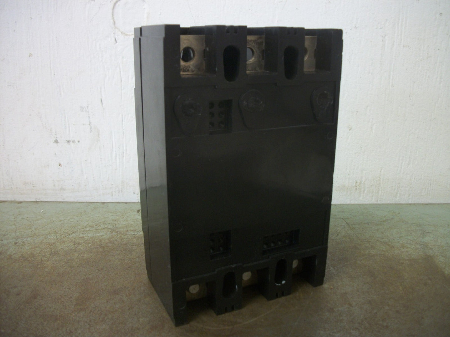 SIEMENS QJ CIRCUIT BREAKER QJ23B225 225AMP 240VOLT 3POLE