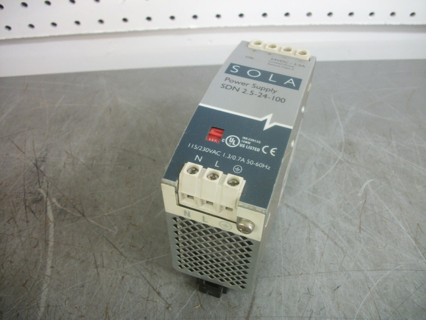 SOLA POWER SUPPLY SDN2.5-24-100 24VDC 2.5AMP