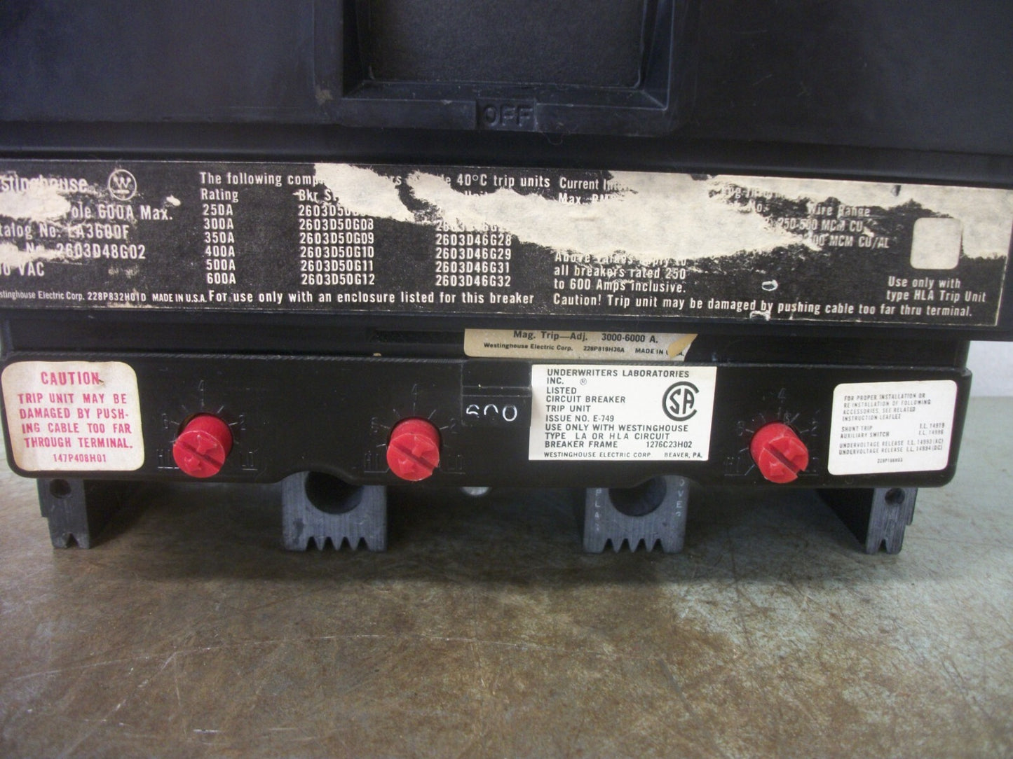 WESTINGHOUSE LA CIRCUIT BREAKER LA3600F 600A 600V 3P W/600A TRIP + AUX NO COVERS