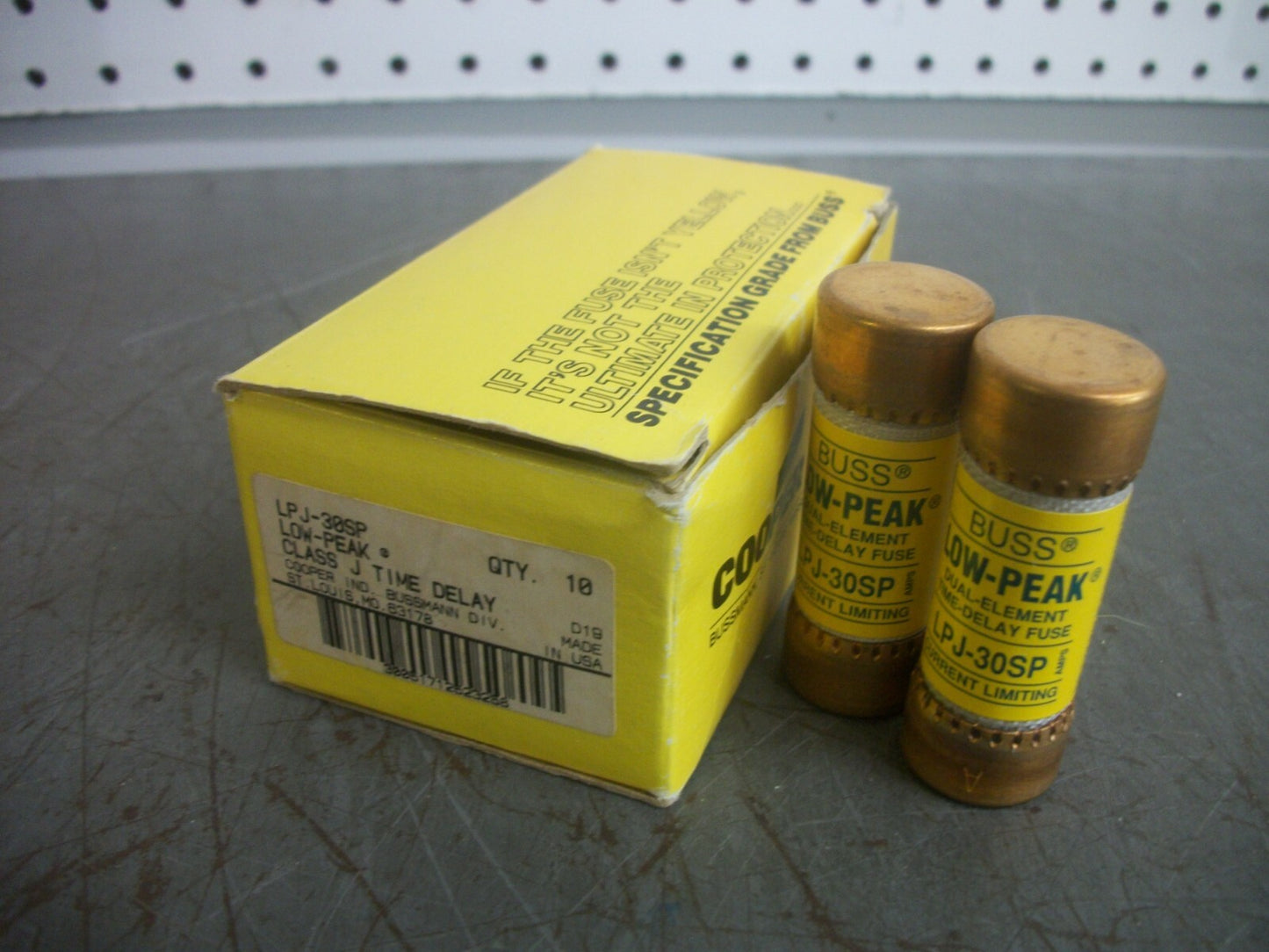BUSSMANN BOX OF 2 LOW-PEAK FUSES LPJ-30SP 30AMP 600VOLT NIB