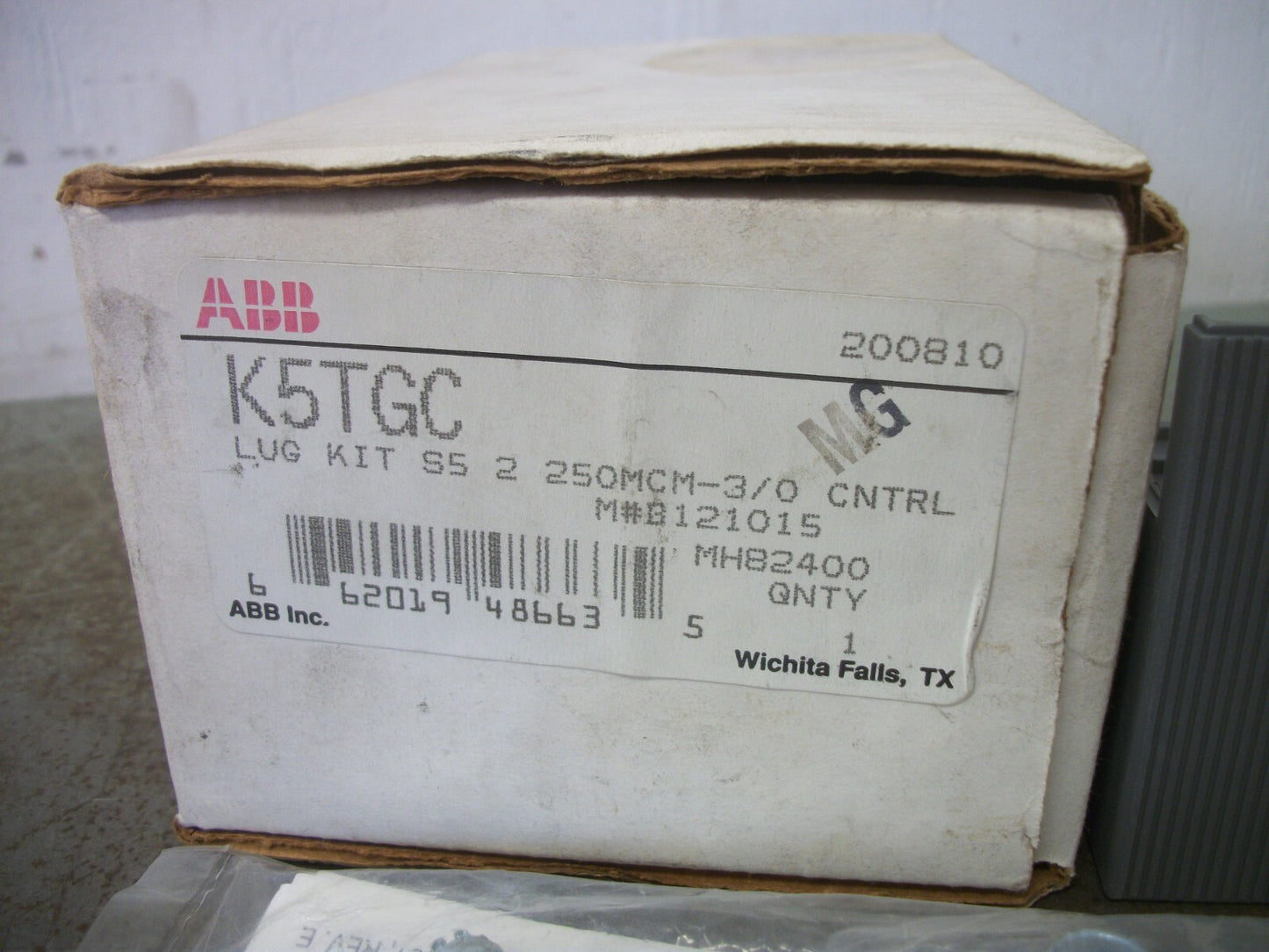 ABB 250MCM-3/0 CIRCUIT BREAKER LUG KIT K5TGC NIB