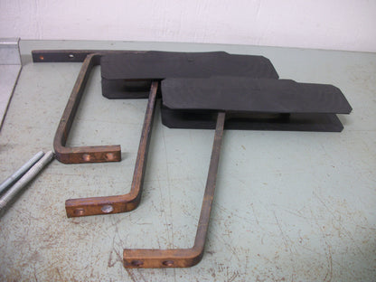 ITE/SIEMENS BREAKER MOUNTING HARDWARE KIT FOR  ED, HED BREAKERS 125 AMP