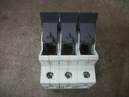 ALLEN-BRADLEY CLASS CC FUSEHOLDER 1492-FB3C30-L 30AMP 600VOLT 3POLE