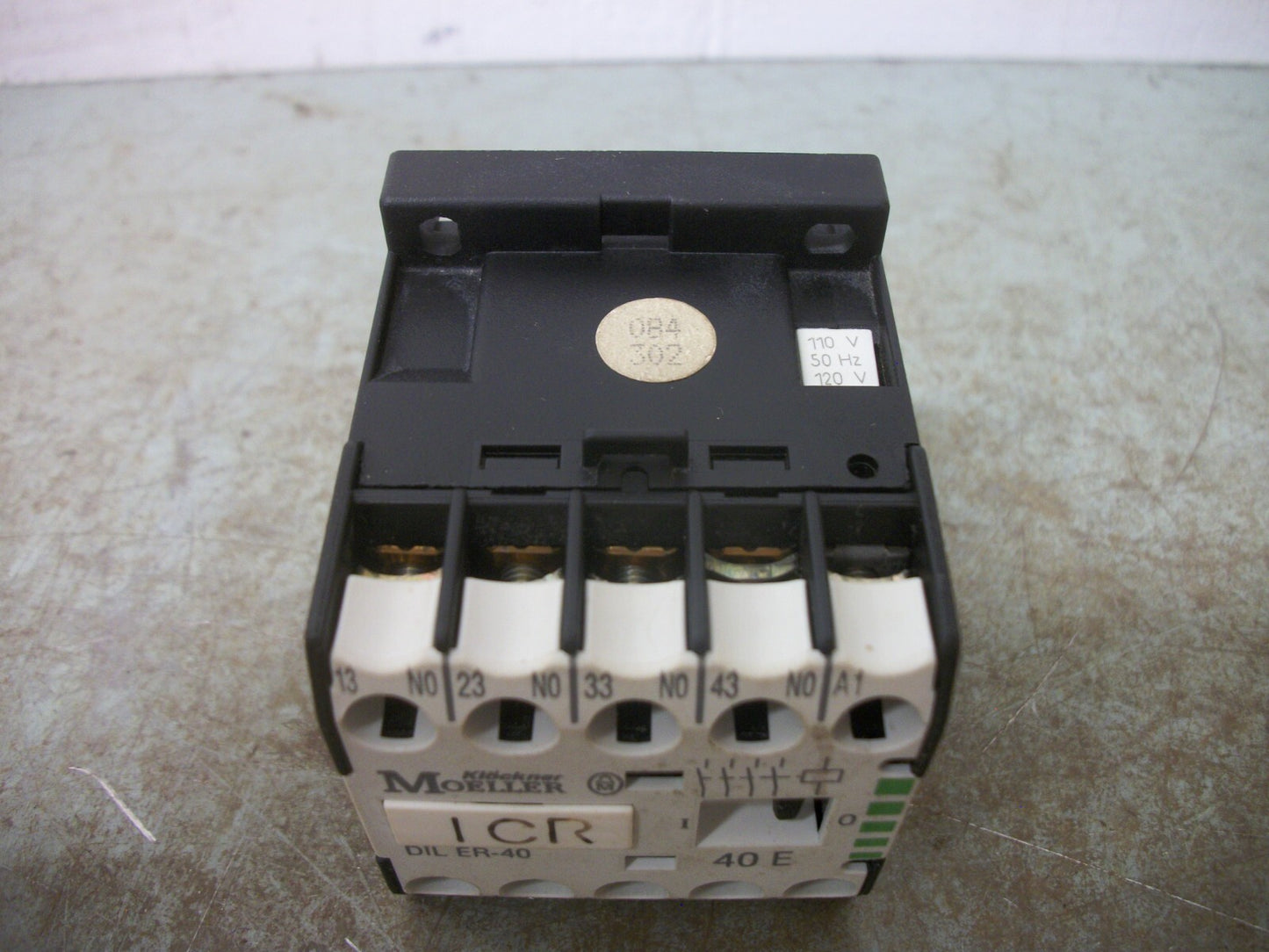KLOCKNER-MOELLER CONTROL RELAY DILER-40 10AMP 120VCOIL 600VOLT
