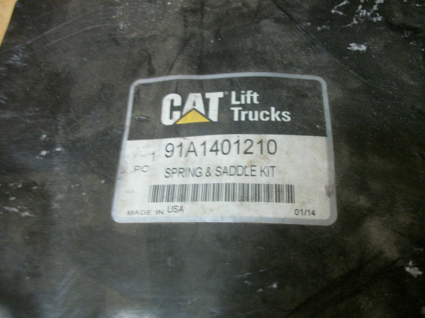 CAT SPRING & SADDLE KIT 91A1401210 NEW