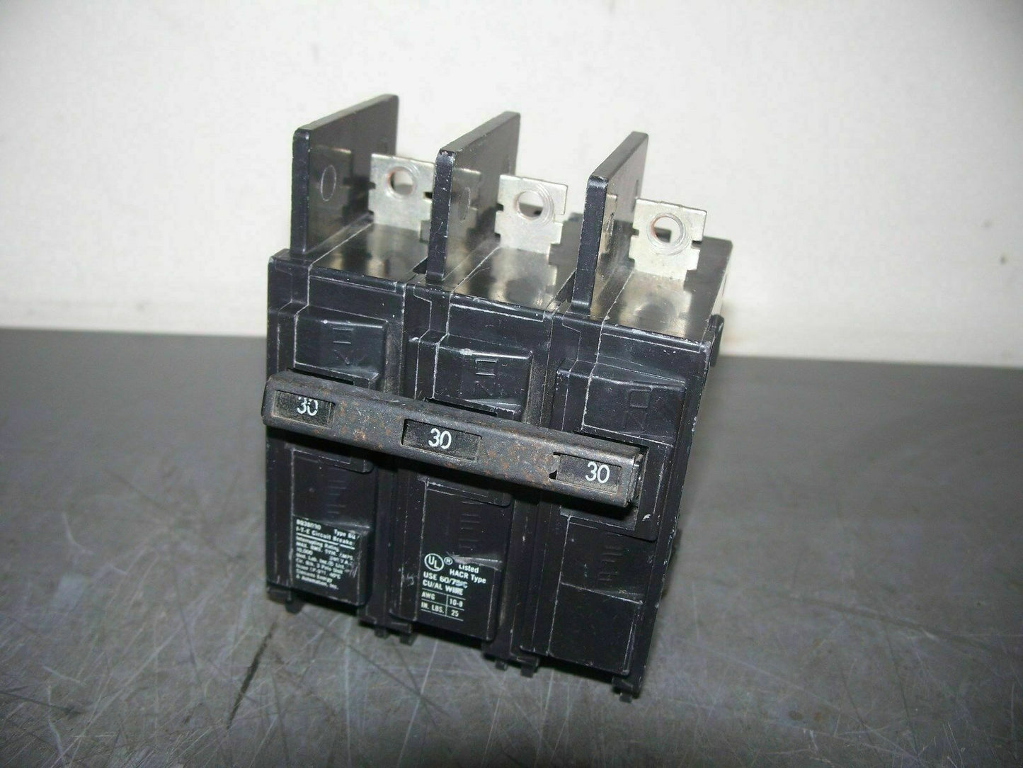 SIEMENS BQ CIRCUIT BREAKER BQ3B030 30AMP 240VOLT 3POLE
