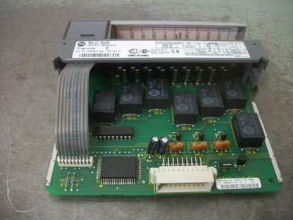 ALLEN-BRADLEY SLC 500 OUTPUT MODULE 1746-OX8
