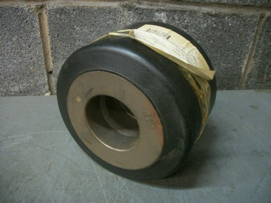 CROWN FORK LIFT RUBBER LOAD WHEEL 083167 NOB