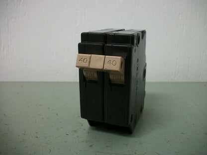 CUTLER-HAMMER CH CIRCUIT BREAKER CH240 40AMP 240VOLT 2POLE