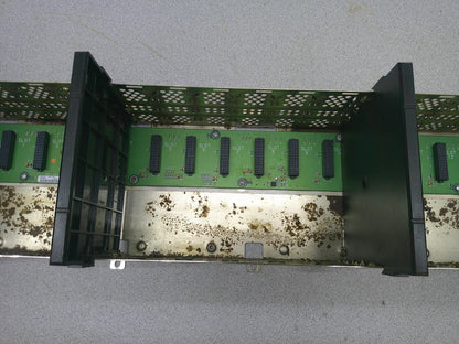 ALLEN-BRADLEY 17-SLOT PLC RACK CHASSIS 1756-A17 W/1756-PA75/A